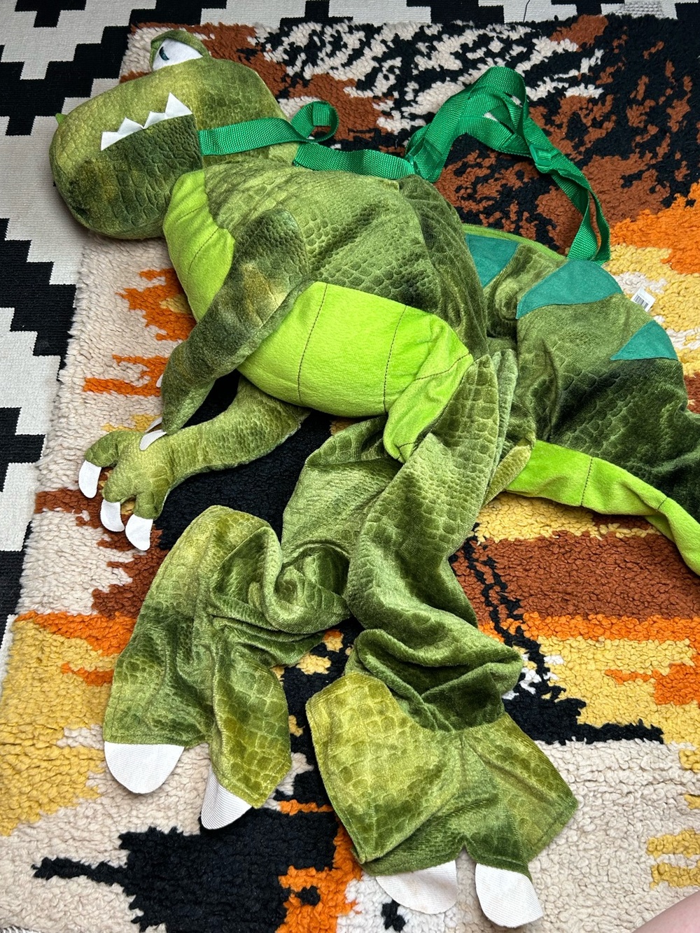 Ride along, Green Dino costume!!